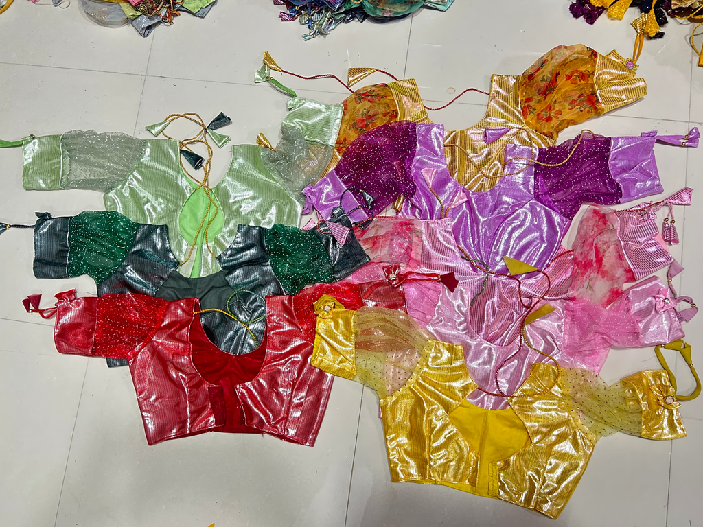 Chameli 9” balloon sleev katori withaster blouse