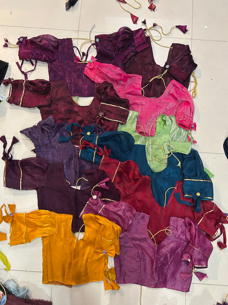 Jimmy chu 9” inch balloon sleev katori blouse 