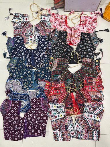 Siroski work half sleev one cut with aster blouse