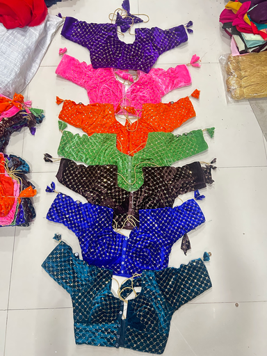 Velvet full sleev with aster 3 cut design katori front button blouse